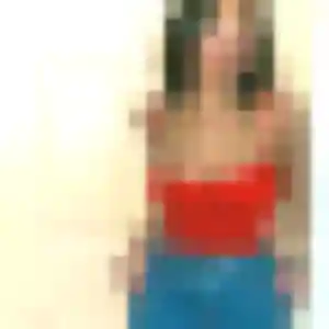 Charline, 21 ans, en ligne à Albertville pour une rencontre coquine