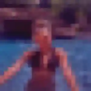 Photo exclusive de Marie-Ange, 20 ans à Auriol - plan discret