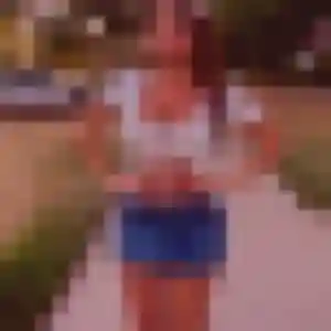 Eleonore, fille de 19 ans cherche rencontre sexe à Aussillon
