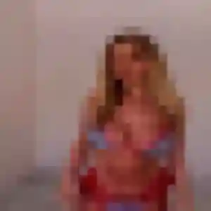 Fanny (34 ans) à Aÿ-Champagne propose une rencontre ce soir