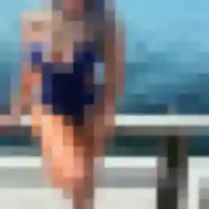 Découvre Amira, 19 ans à Balaruc-les-Bains gratuitement