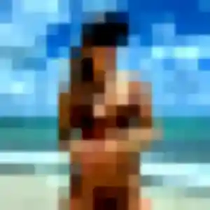 Marine, 27 ans, connectée à Balaruc-les-Bains pour une rencontre coquine