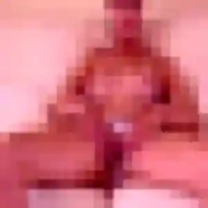 Daphne, femme de 39 ans cherche rencontre sexe à Belleville-en-Beaujolais