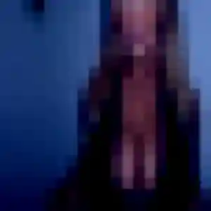 Découvre Yasmina, 19 ans à Bogny-sur-Meuse en privé