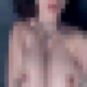 Rejoins Justine, 26 ans à Castelnaudary en privé