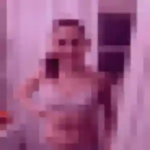 Emma, 36 ans, cherche un rencontre sexe à Chartres-de-Bretagne