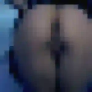 Rejoins Anne-Charlotte, 31 ans à Commentry gratuitement