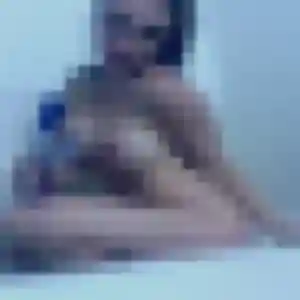 Aurore, 40 ans, disponible à Crozon pour une rencontre coquine