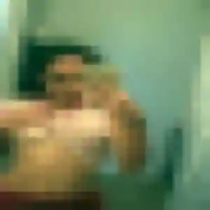 Justine, femme de 26 ans cherche rencontre sexe à Decize