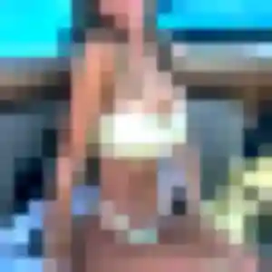 Suzanne, 28 ans, en ligne à Esvres pour une rencontre coquine