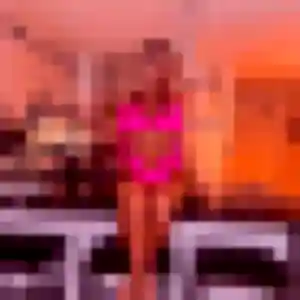 Olivia, 40 ans, dispo pour rencontre sexe à Garches