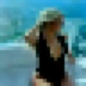 Helene, 20 ans, disponible à Guyancourt pour un rencontre sexe