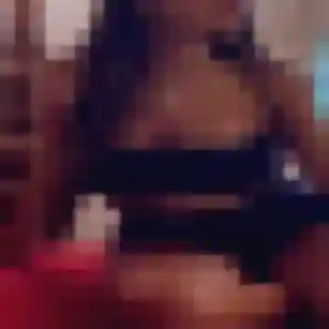 Nadia, femme de 24 ans cherche rencontre sexe à Huningue