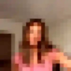 Corinne, 37 ans, connectée à Isbergues pour une rencontre coquine