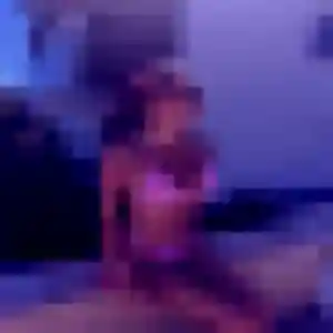 Alienor, 44 ans, en ligne à L'Arbresle pour un rencontre sexe