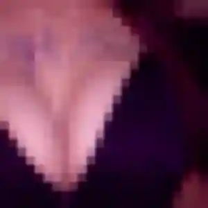 Alienor (25 ans) à La Crau propose une rencontre ce soir