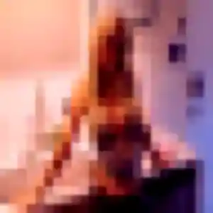 Bertille (29 ans) à La Farlède attend un rencontre sexe maintenant