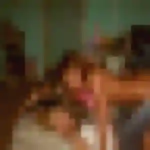 Anna, femme de 30 ans propose rencontre sexe à Lambesc