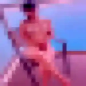 Photo sexy de Anne-Charlotte, 29 ans à Le Mesnil-le-Roi - rencontre coquine