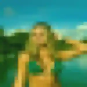 Camille, 22 ans, disponible à Lesparre-Médoc pour un rencontre sexe