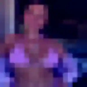 Romane, femme de 20 ans cherche rencontre sexe à Loon-Plage