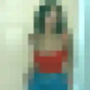Rania (22 ans) à Marly-le-Roi attend une rencontre ce soir