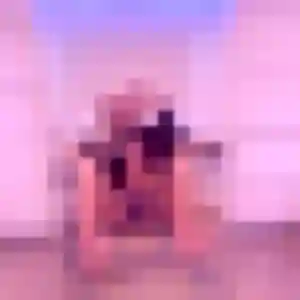 Thais, 25 ans, connectée à Mer pour une rencontre coquine