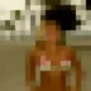 Rachida, 36 ans, connectée à Péronnas pour un rencontre sexe