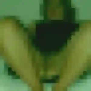 Honorine, 22 ans, connectée à Pierrelatte pour un rencontre sexe