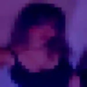 Anne-Charlotte, 28 ans, en ligne à Pont-Saint-Esprit pour un rencontre sexe