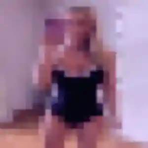 Giulia, fille de 25 ans veut rencontre sexe à Prévessin-Moëns
