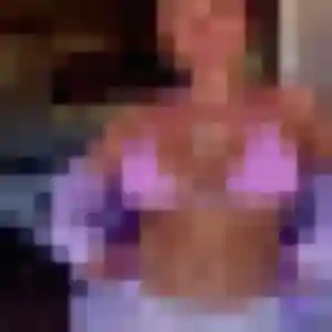 Alessandra, fille de 40 ans propose rencontre sexe à Ronchin