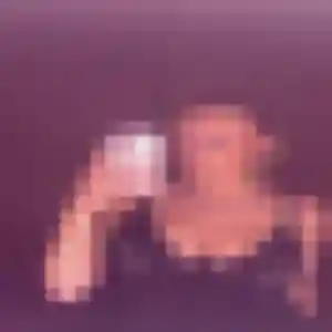 Amel, 23 ans, en ligne à Roye pour une rencontre coquine