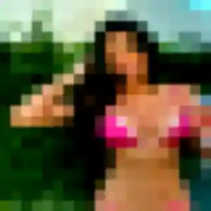 Cyrielle, 20 ans, en ligne à Saint-Benoît pour une rencontre coquine