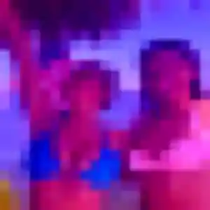 Caroline, 40 ans, en ligne à Saint-Berthevin pour une rencontre coquine