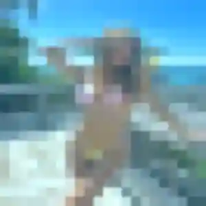 Contacte Djamila, 20 ans à Saint-Louis en privé