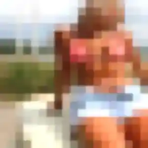 Severine, 24 ans, en ligne à Saint-Marcellin-en-Forez pour une rencontre coquine