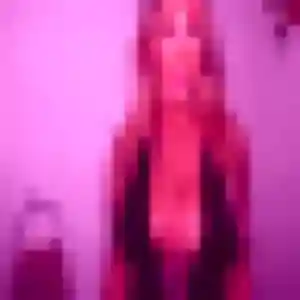 Marie-France (30 ans) à Saint-Mitre-les-Remparts attend une rencontre ce soir