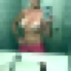 rencontre sexe à Saint-Pierre-lès-Nemours : photo de Nadine, 26 ans - accès libre