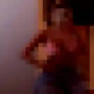 Germaine, 33 ans, connectée à Saint-Quentin-Fallavier pour une rencontre coquine