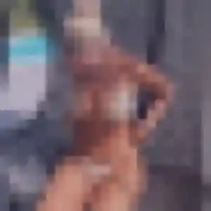 Charmante Samantha, 38 ans à Saint-Zacharie - voir sa photo