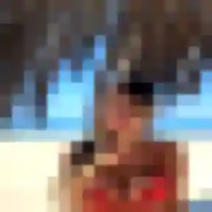Découvre Marie-Jeanne, 29 ans à Suresnes en privé