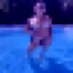 Alexandra, femme de 21 ans propose rencontre sexe à Vallons-de-l'Erdre