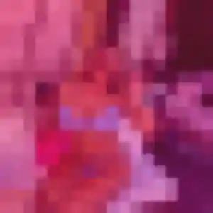Julie, 22 ans, cherche un rencontre sexe à Verrières-le-Buisson