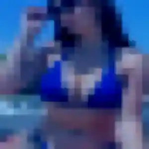 Colombe, fille de 23 ans cherche rencontre sexe à Villeneuve-lès-Maguelone