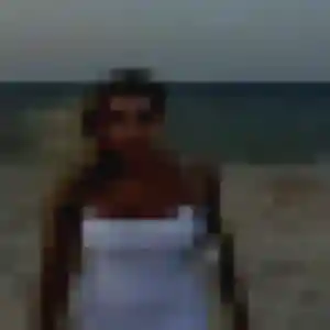Leonore (42 ans) à Villeneuve-lès-Maguelone cherche un rencontre sexe aujourd'hui