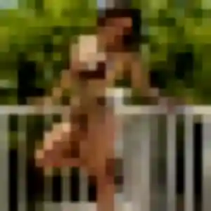 Estee, 33 ans, connectée à Villerest pour une rencontre coquine