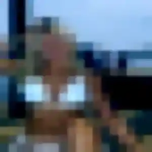 Vinciane, 31 ans, connectée à Voreppe pour une rencontre coquine